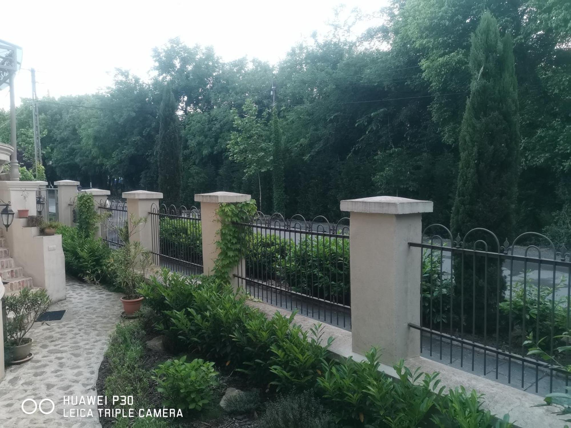 Kuria Apartman With Private Jacuzzi And Pool Budapest Exterior photo